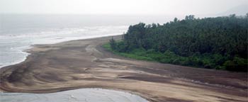 Harnai-Murud Beach, harnai beach tour, Beach Resort, hotel, tour, holiday, vacation